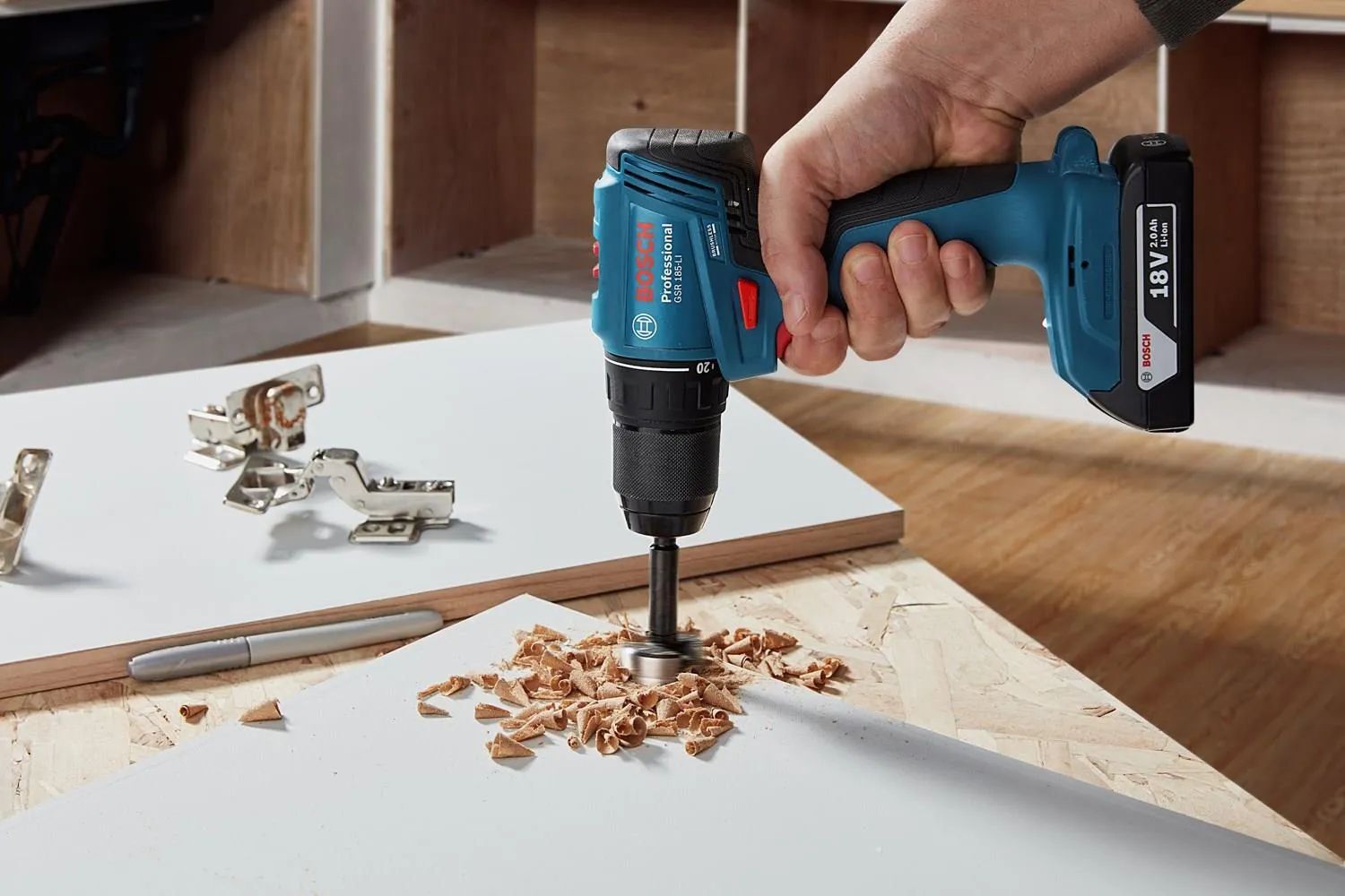 Аккумуляторный шуруповерт Bosch GSR 185-LI Professional (06019K3000)