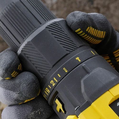 Ударная дрель Stanley SFMCD711D2KQW