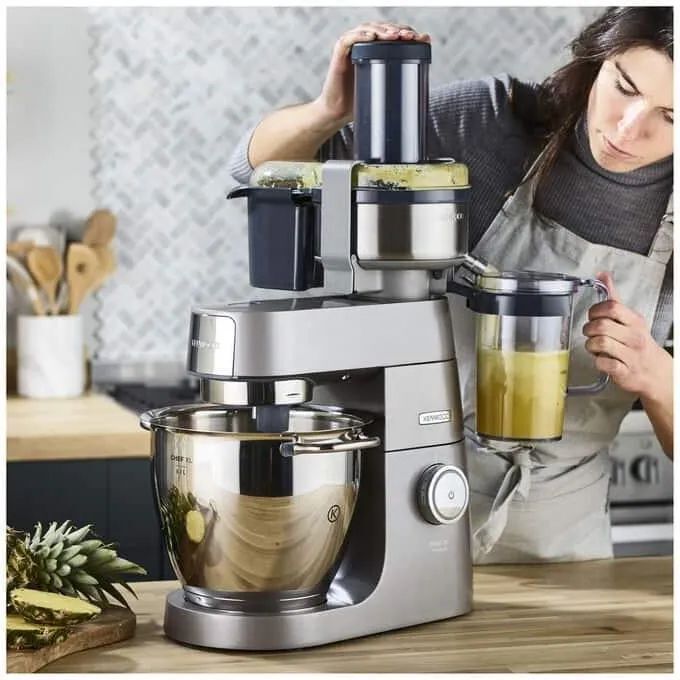 Соковыжималка Kenwood AT641