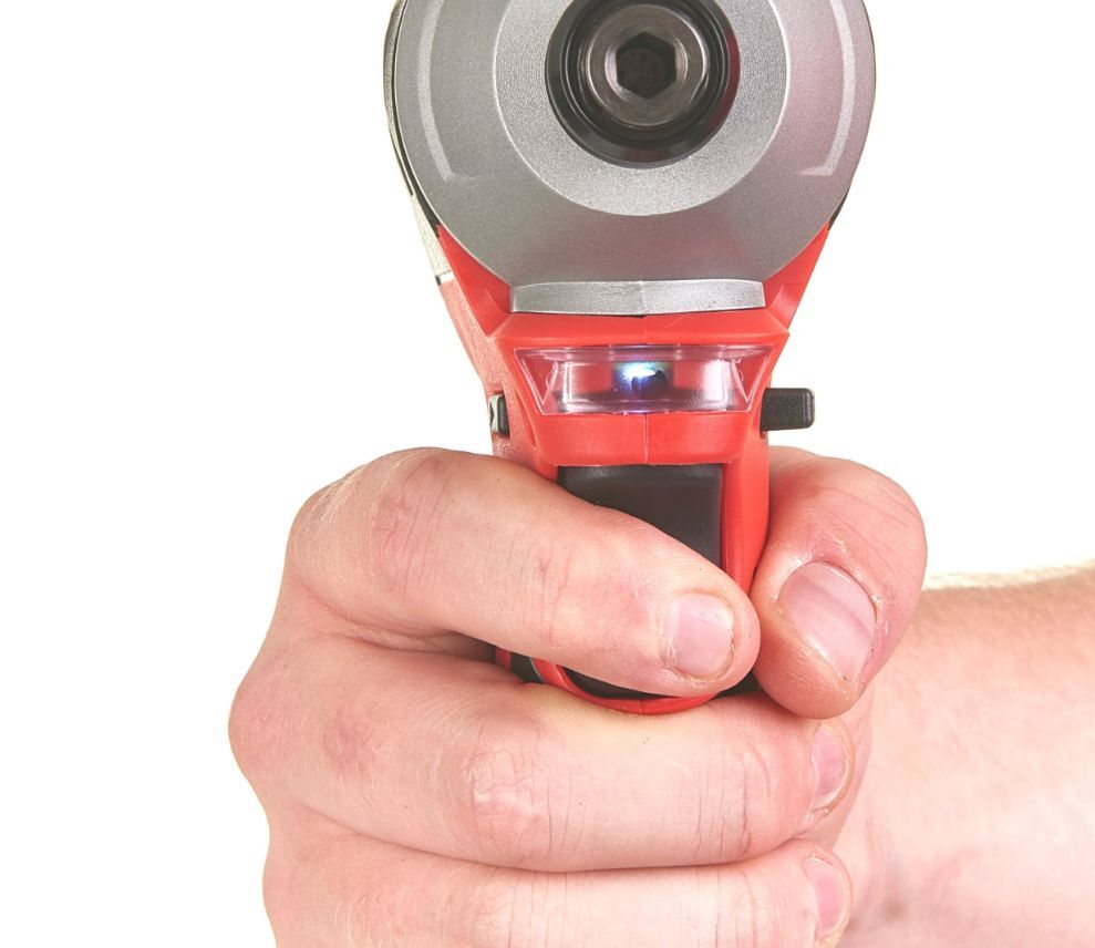 Ударный винтоверт Milwaukee M18 BLID20X без аккумуляторов и ЗУ 4933464519