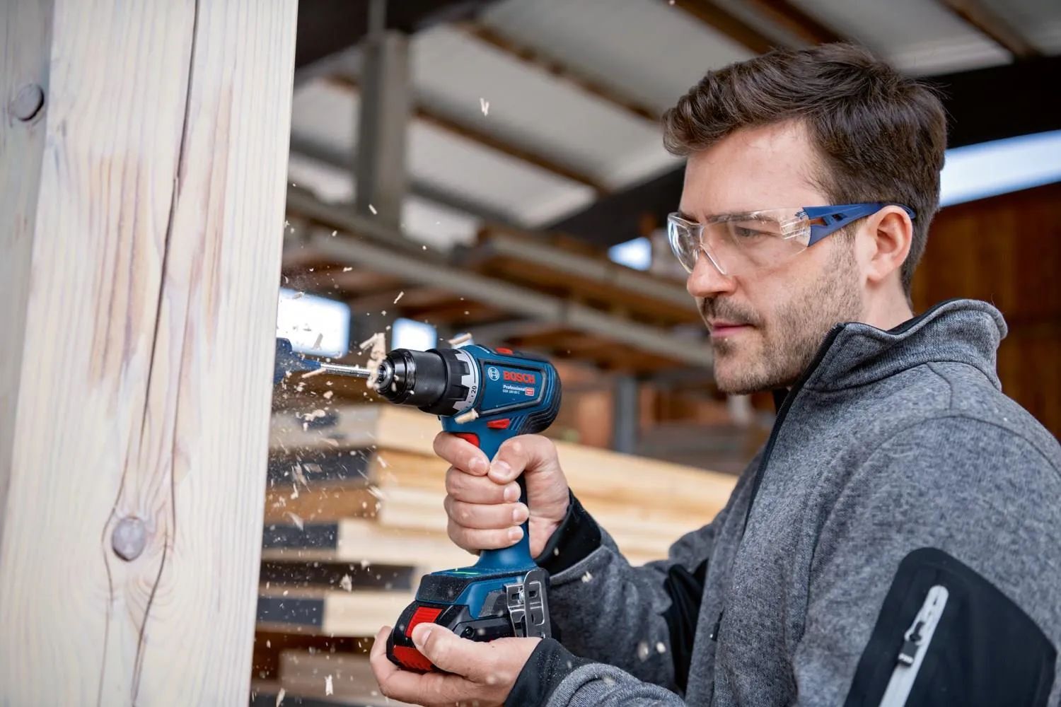 Аккумуляторный шуруповерт Bosch GSR 18V-90 C Professional (06019K6002; с Bluetooth)