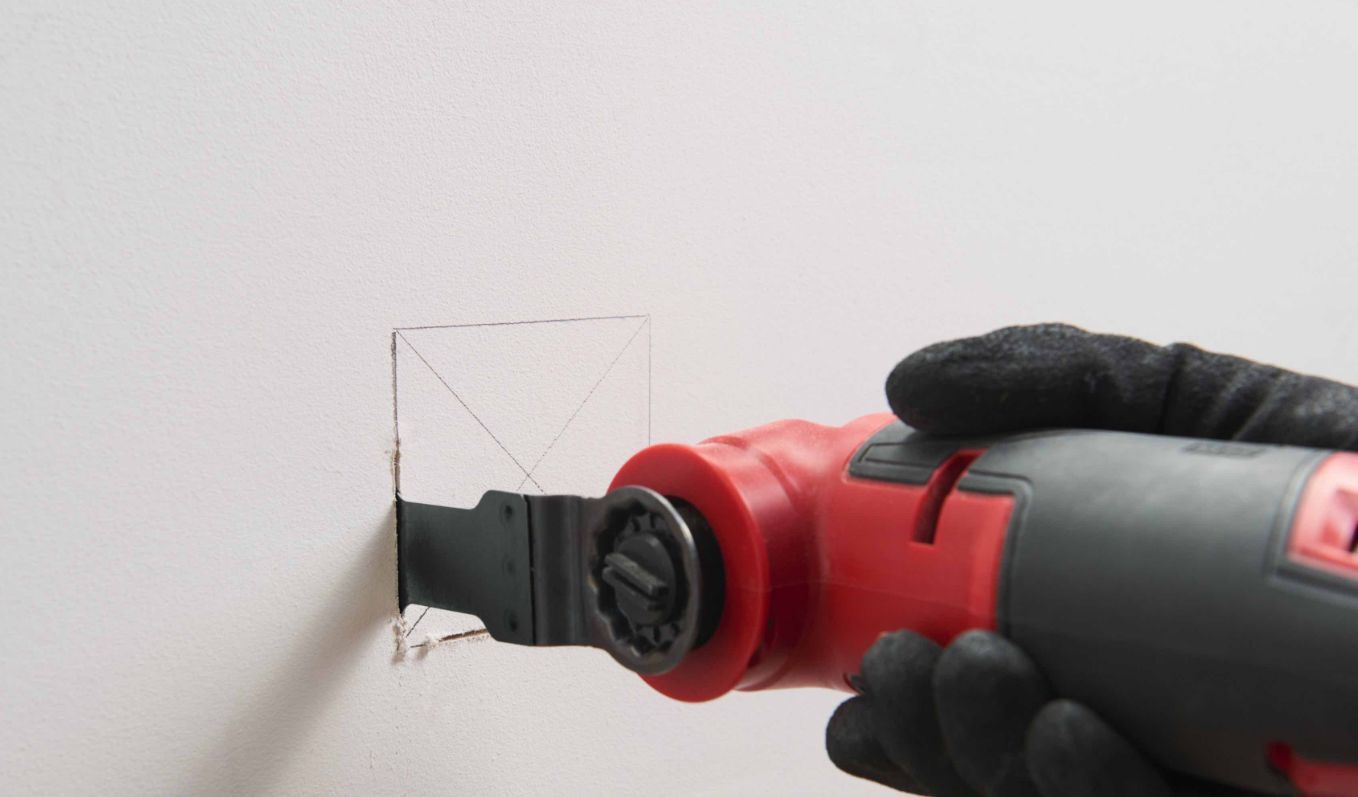 Реноватор Milwaukee M12 FMT-422X без акб и ЗУ 4933472239