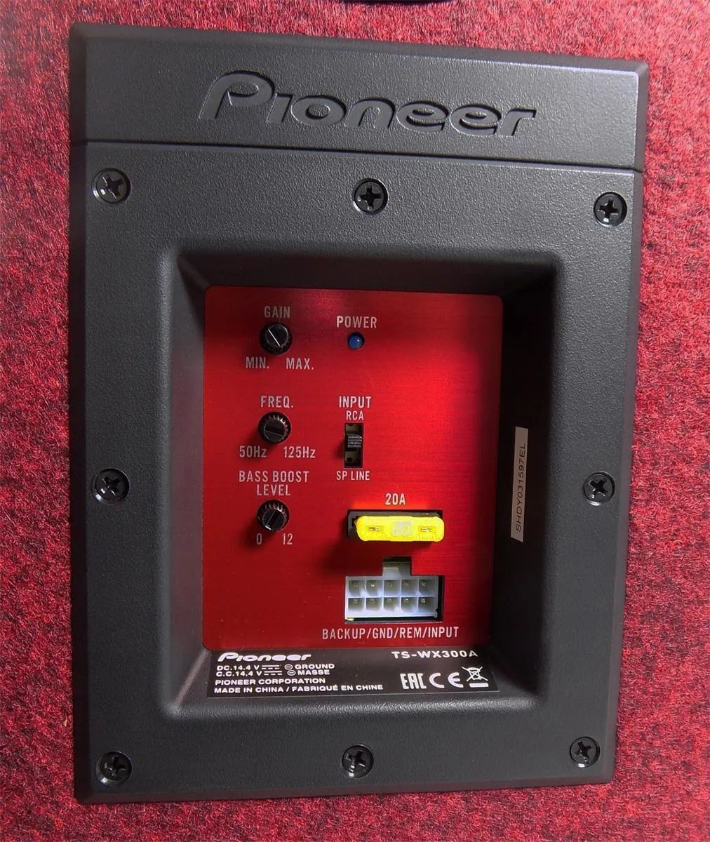 Активный сабвуфер Pioneer TS-WX300A, чёрный, 30 см, 1300 Вт
