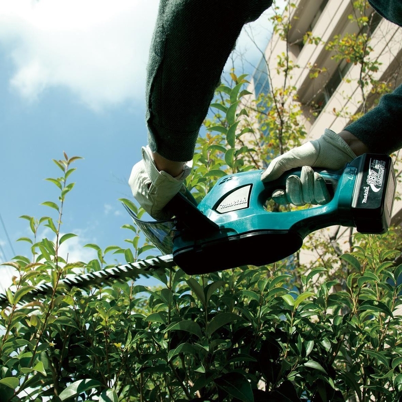 Кусторез Makita 520 мм 18V без АКБ и ЗУ