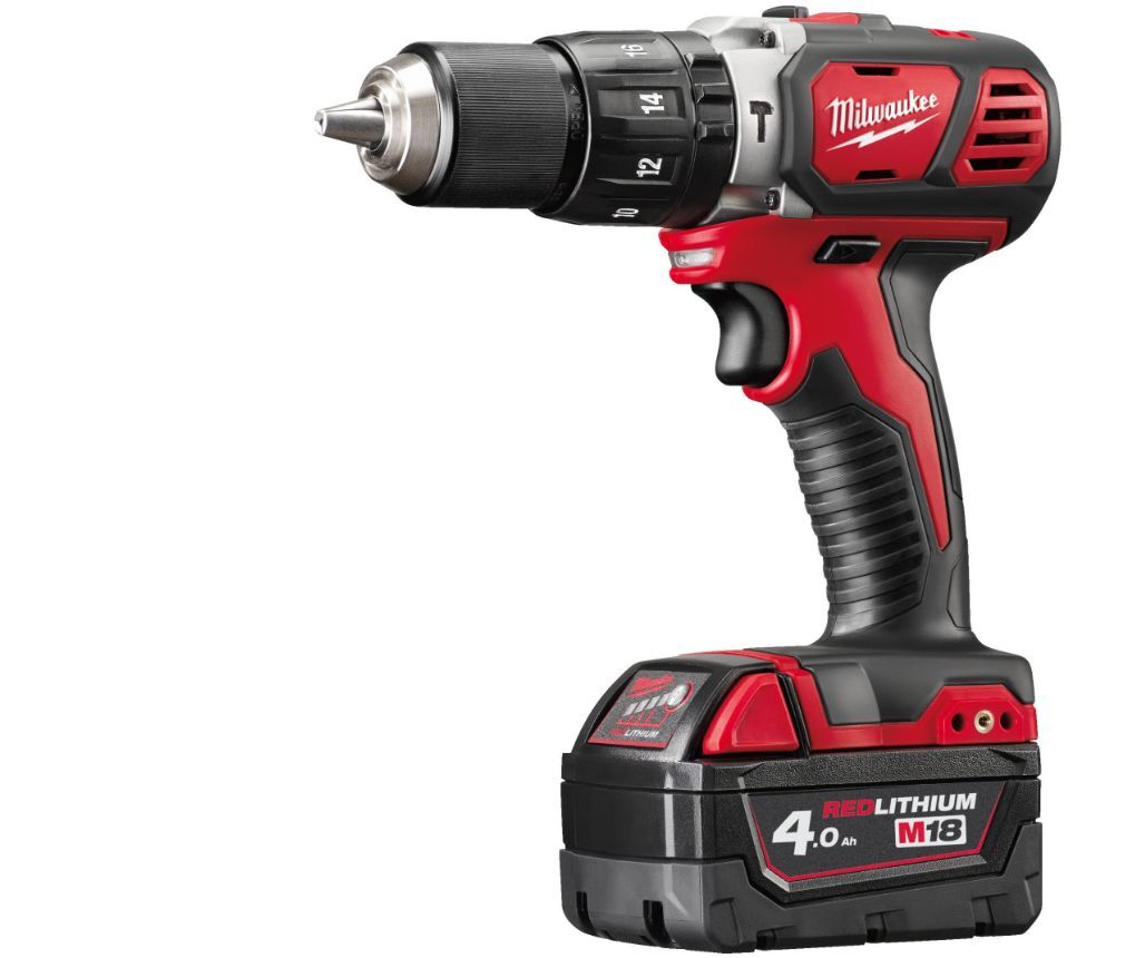 Дрель-шуруповерт Milwaukee M18 BPD402C с 2 4.0 Ah ЗУ и в кейсе 4933443520