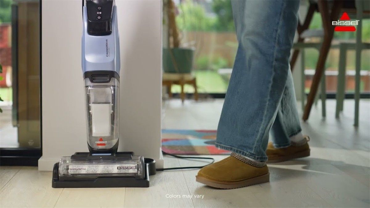 Вертикальный моющий пылесос BISSELL CrossWave EdgeFind Select 4136N