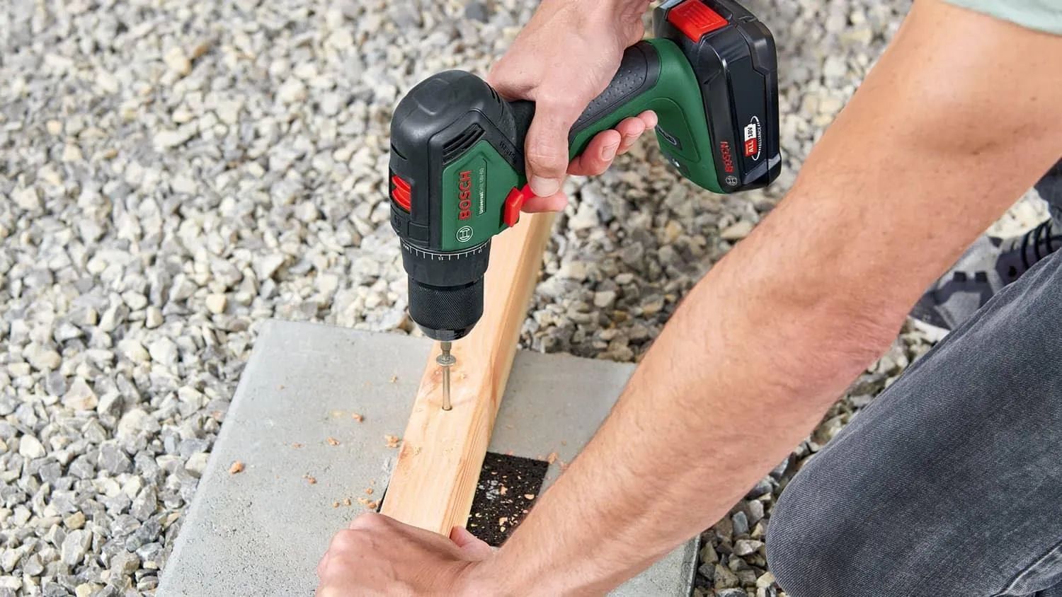 Аккумуляторная дрель-шуруповёрт Bosch UniversalDrill 18V-60 (06039D7002)