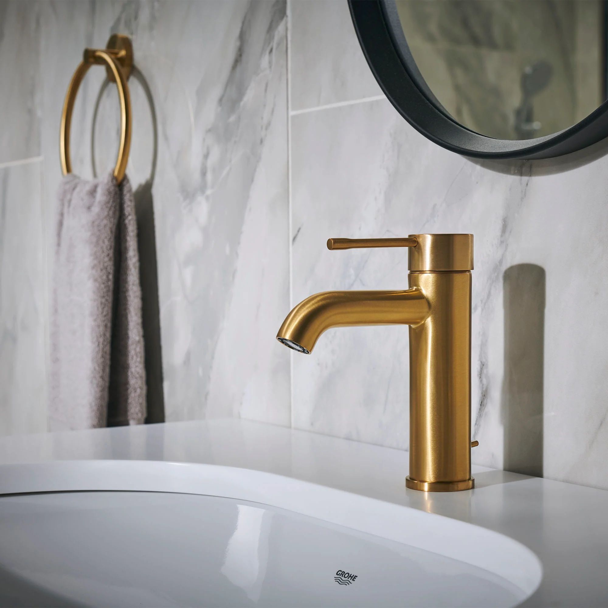 Смеситель Grohe Essence S Brushed Cool Sunrise (24171GN1)