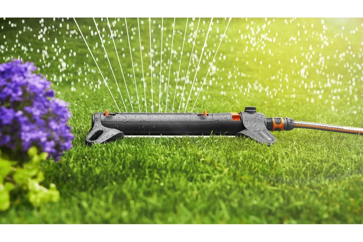 Дождеватель с поворотом Aquazoom S Gardena (18710-20)