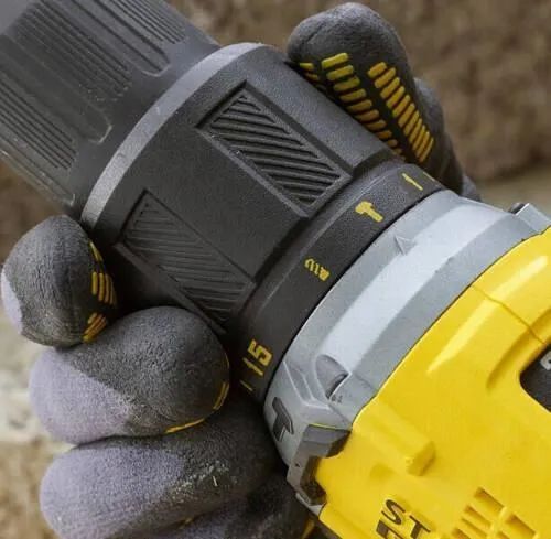 Дрель-шуруповерт аккумуляторная ударная Stanley V20 18В, 2x2.0Ач