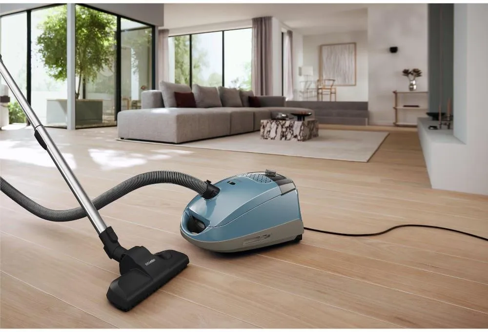 Пылесос Miele Guard S1 Nordic blue