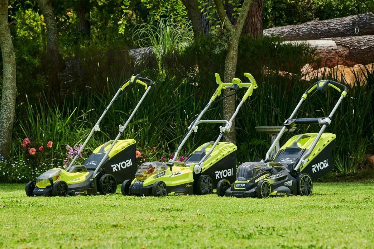 Газонокосилка аккумуляторная RYOBI RY18LMX37A-0 18V, 40 л, без АКБ и ЗУ
