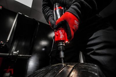 Прямая шлифмашина Milwaukee M12 FTB-0 без акб и ЗУ 4933472215