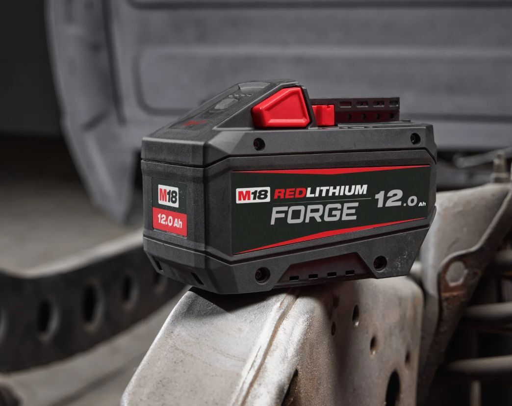 Аккумулятор Milwaukee Forge 12.0 Ah 18 V без ЗУ 4932492651