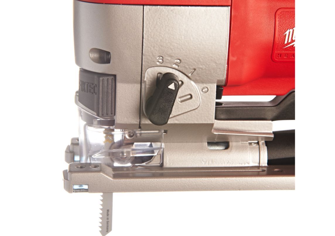 Лобзик Milwaukee JSPE 135 TX проводной 4933381230