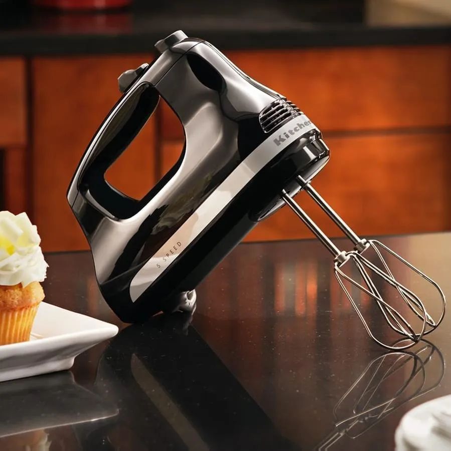 Ручной миксер KitchenAid 5KHM5110EOB черный