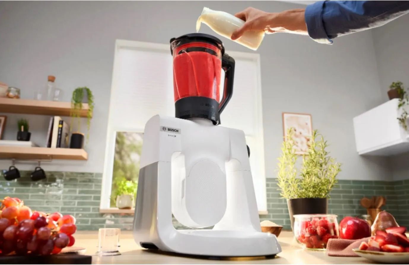 Кухонный комбайн Bosch Serie 6 MUMS6EW22
