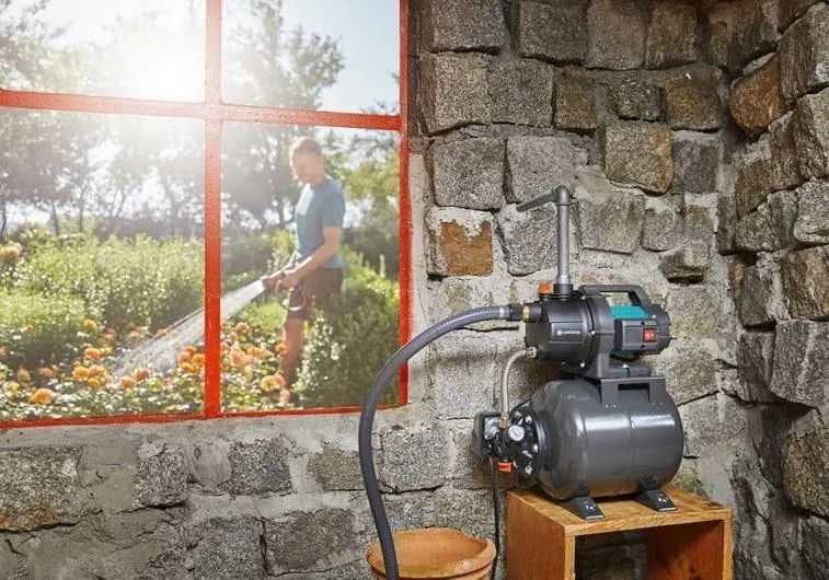 Садовый насос Gardena 3700/4 800W/19l (9023-20)