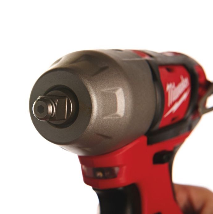 Ударный гайковёрт Milwaukee M12 BIW380 без аккумуляторов и ЗУ 4933441985