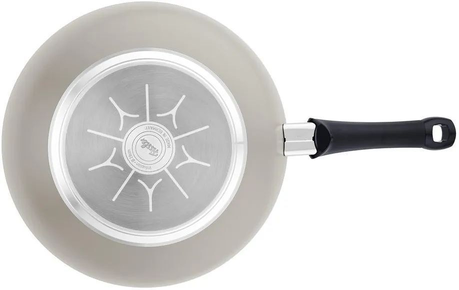Сковорода/вок с антипигарным покрытием Fissler Ceratal Classic 28 Cm (100820281000)