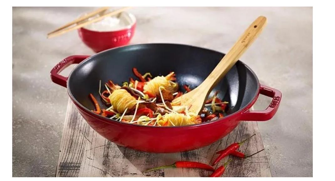 Чугунный вок Staub 30 см с крышкой, графитово-серый ST1312918
