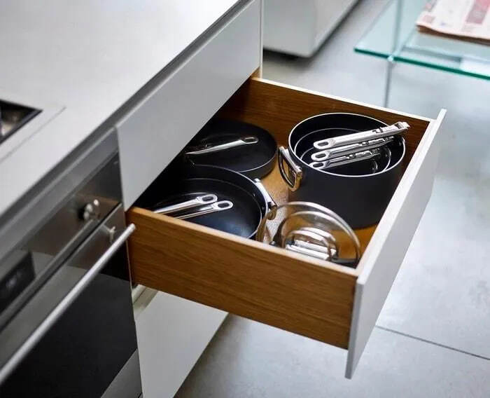 Joseph Joseph Space Кастрюля со складной ручкой и крышкой 23 см