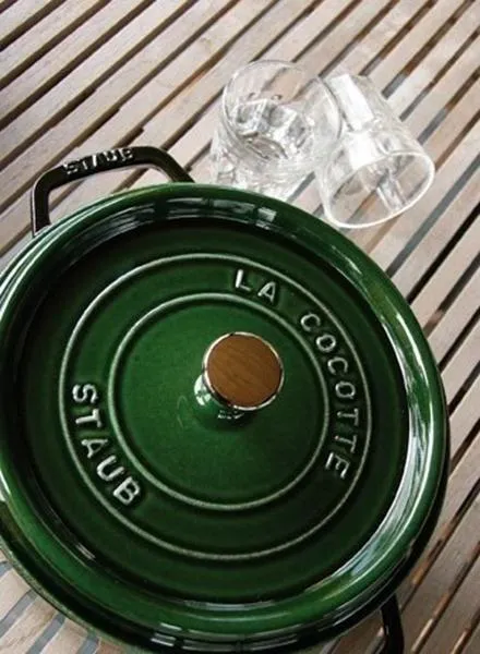 Чугунная жаровня Staub 5,85 л, Ø 28 см, зелёная 40509-361-0