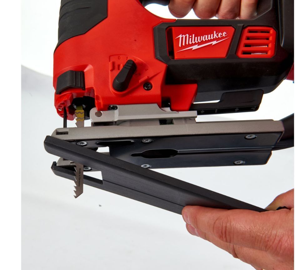 Лобзик Milwaukee M18 BJS 0 18 В без аккумуляторов и ЗУ 4933451391