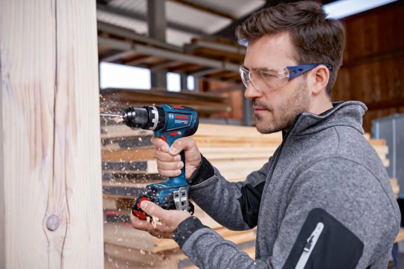 Аккумуляторная ударная дрель Bosch GSB 18V-90 C Professional (06019K6102)