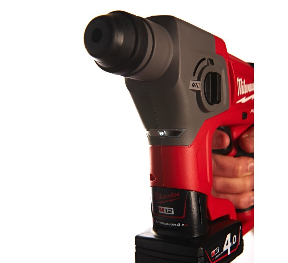 Перфоратор Milwaukee M12 CH402C 24.0 Ah и ЗУ4933441475