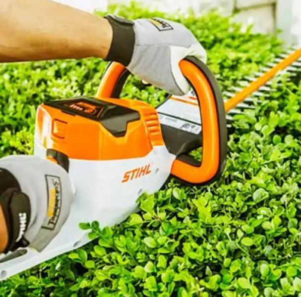 Аккумуляторный кусторез Stihl HSA 100
