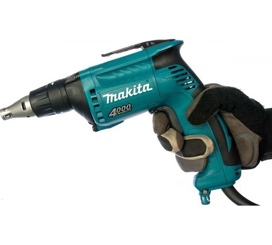 Проводная дрель Makita FS4000