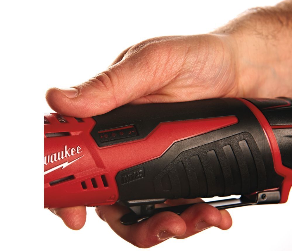 Трещотка Milwaukee M12 IR201B 1х2,0 Ah в сумке 4933441725