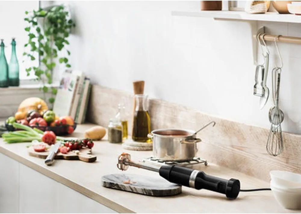 Блендер KitchenAid 5KHBV83EOB черный