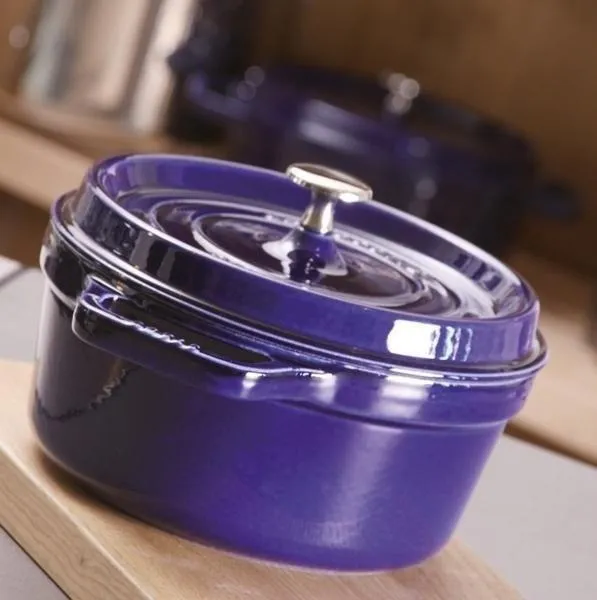 Чугунная круглая кастрюля Staub Cocotte Ø 30 см, гранатовая 40510-286-0