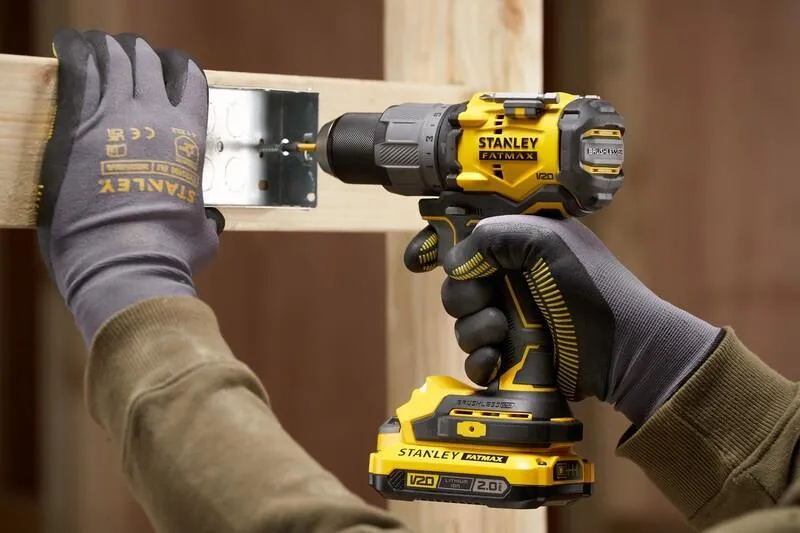Аккумуляторная дрель-шуруповёрт Stanley FATMAX V20 SFMCD726D2KQW 18 В, 2×2,0 А·ч АКБ, ЗУ, кейс
