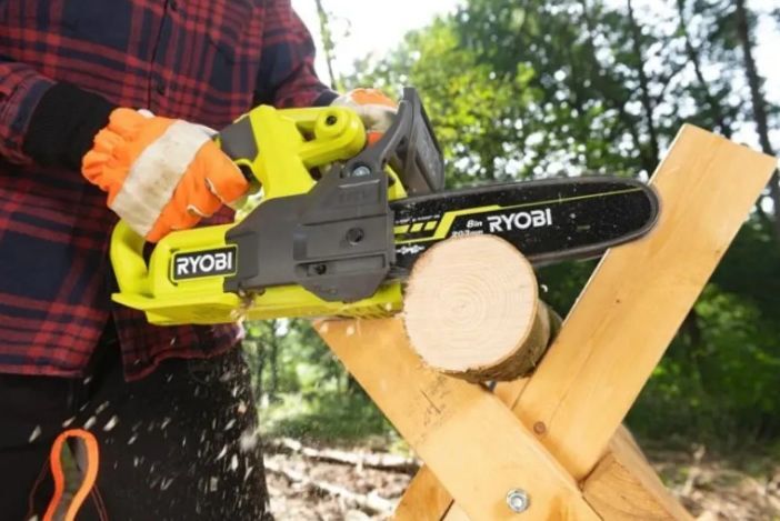Компактная цепная пила RYOBI RY18CS20A-125 с АКБ и ЗУ