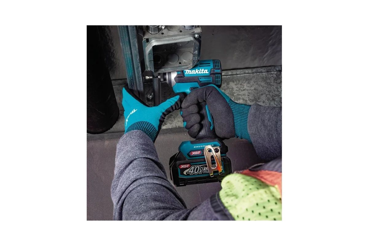 Ударный гайковёрт Makita TD003GZ 40V XGT 210 Нм без АКБ и ЗУ