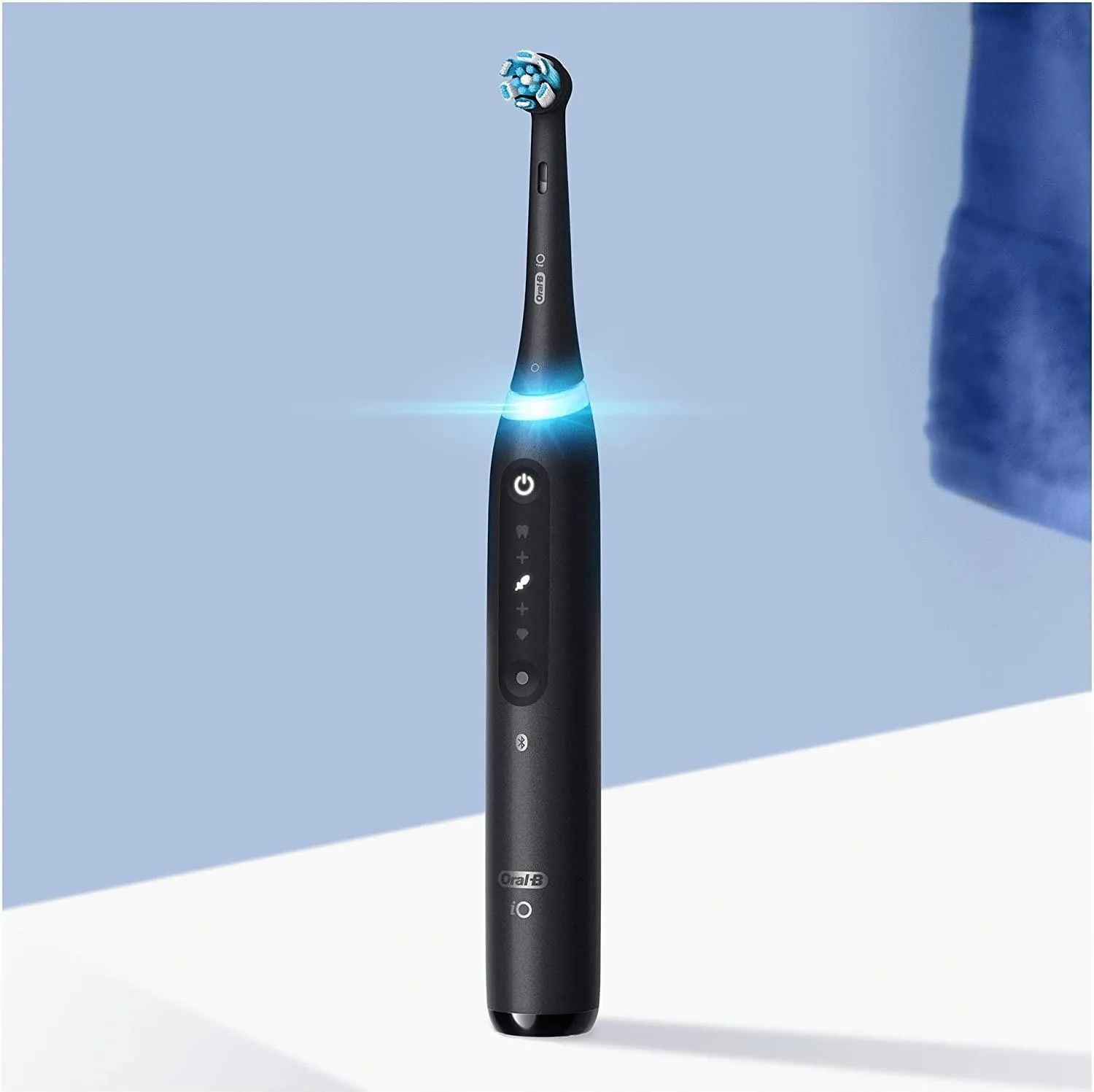 Электрическая зубная щетка Oral-B iO5N Black