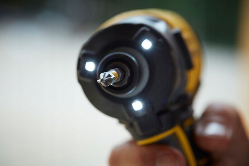 Ударный гайковерт Stanley Fatmax SFMCF830D2KQW
