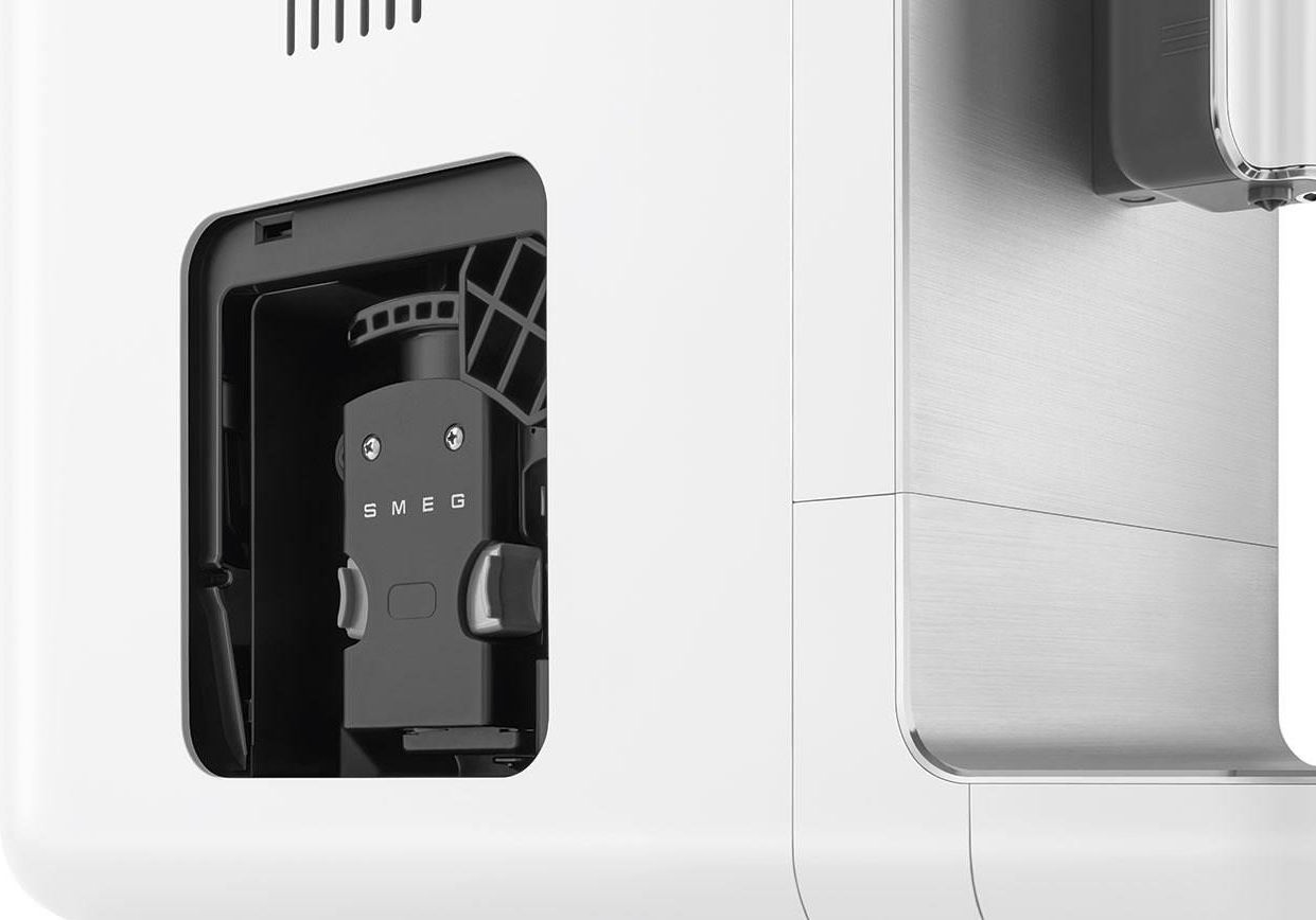 Кофемашина Smeg BCC11, белая