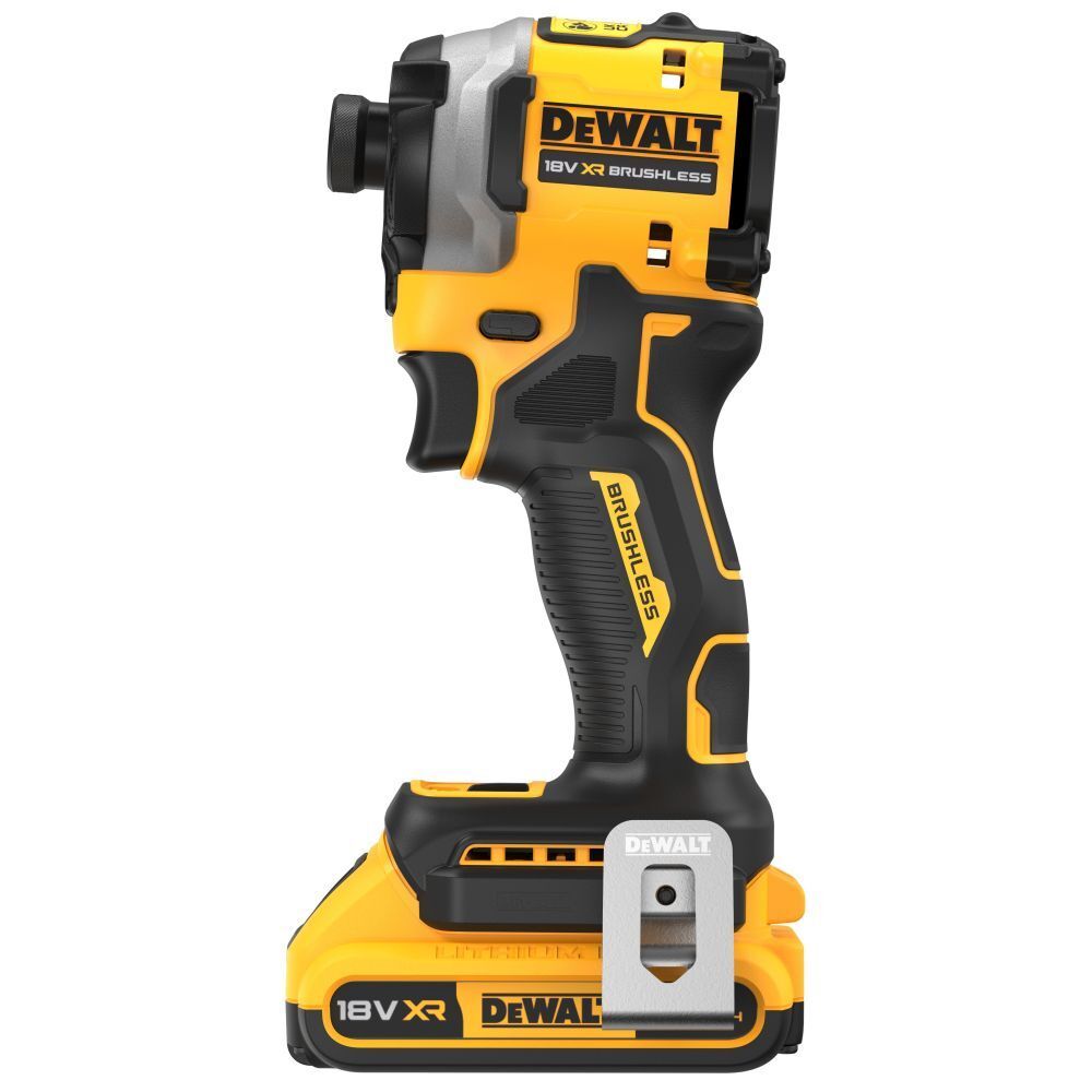 Аккумуляторный шуруповерт DeWalt DCF850D2T, с 2 АКБ 2 Ач и ЗУ, в кейсе