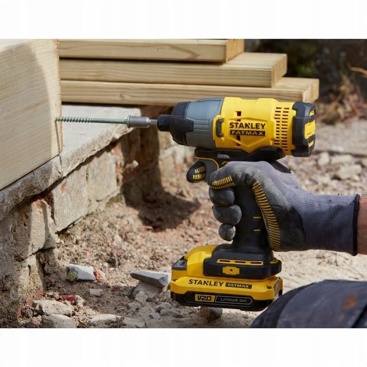Набор Stanley: дрель-шуруповерт SFMCD715+шуруповерт SFMCF810B 18В V20 2x2.0Ah (SSFMCk461D2)