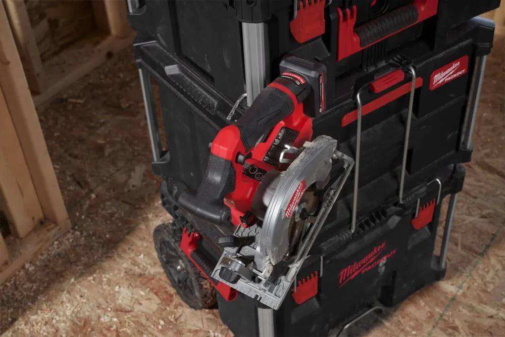 Аккумуляторная дисковая пила Milwaukee M12 FCS442-502X 12 В, 2×5,0 А·ч АКБ, ЗУ, кейс