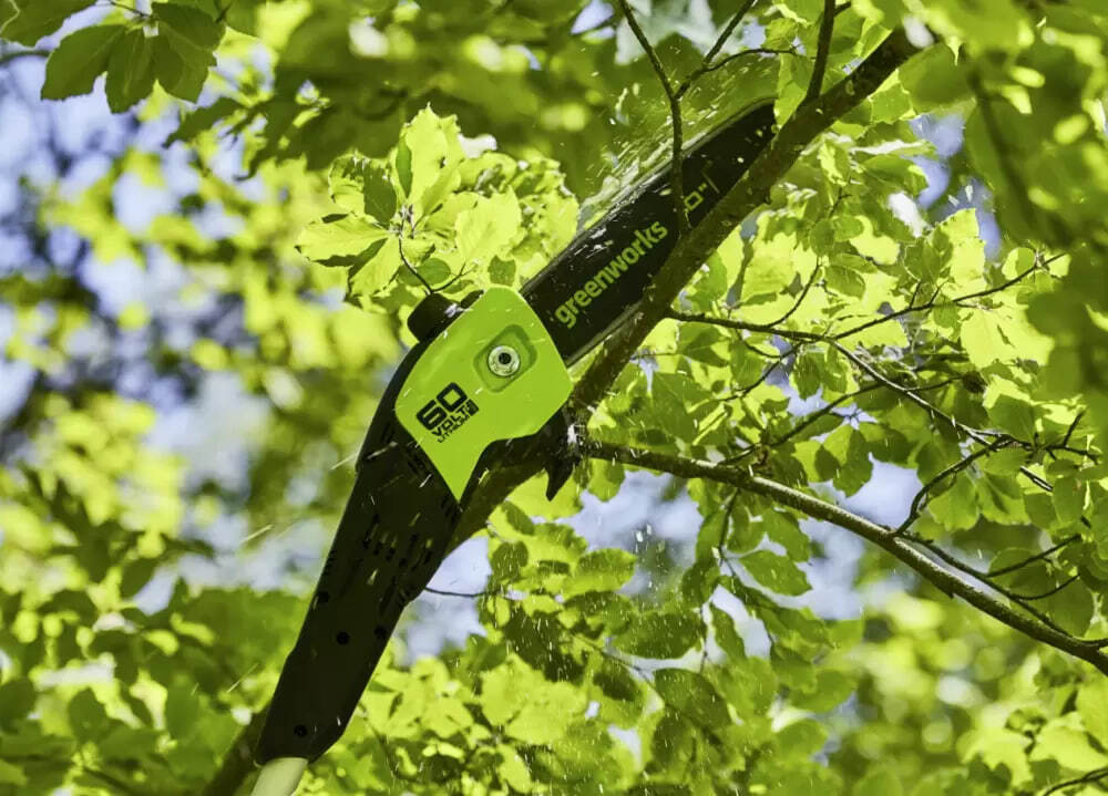 Высоторез Greenworks GD60PS25