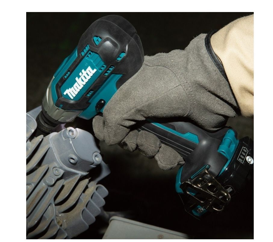 Ударный гайковёрт Makita TW141DSAE 12V с АКБ 2x2,0 Ah и ЗУ