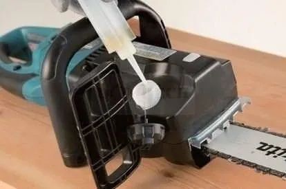 Электрическая цепная пила Makita UC4051A