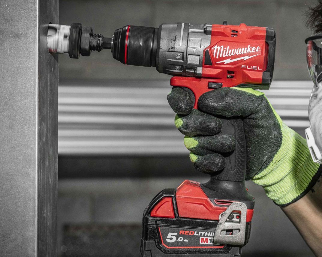 Шуруповёрт-дрель Milwaukee M18 FPD30 без акб и ЗУ 4933498060