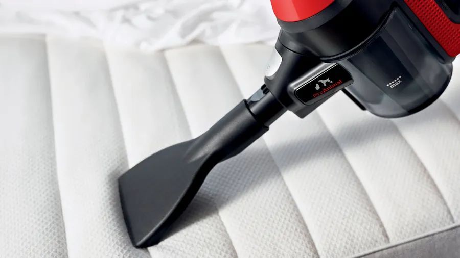 Вертикальный пылесос Bosch Unlimited 7 ProAnimal (BCS711PET)