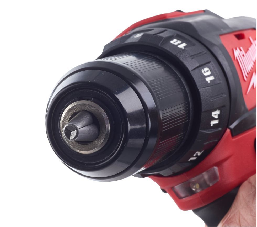 Дрель-шуруповерт Milwaukee M12 BDD152C без акб и ЗУ 4933451460